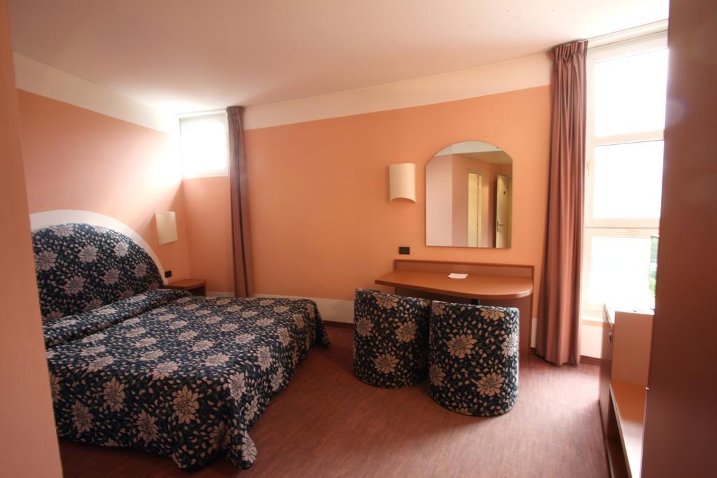 Etoile Du Nord Hotel Sarre Luaran gambar
